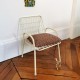 Petite chaise vintage en métal blanc