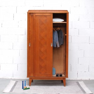 Sliding doors wardrobe