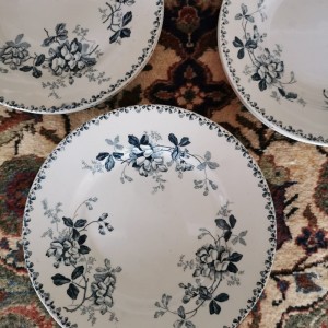 Assiettes creuses anciennes x6