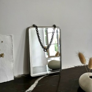 Petit miroir de barbier ancien