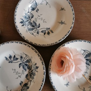 Assiettes creuses anciennes x4