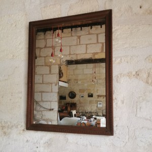 Petit miroir de barbier ancien