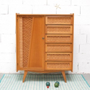 Armoire penderie en bois et rotin