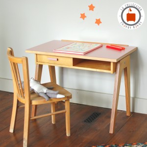 Bureau Gaston Small rose