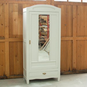 Armoire "chapeautée" Nimbus Cloud