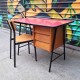 Bureau années 60 en formica rouge