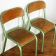 Petites chaises d'école vert métallisé