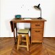 Bureau ancien pour enfants