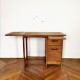 Bureau ancien pour enfants